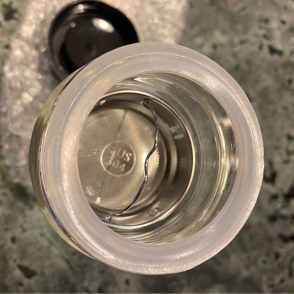 Tea fuzer tumbler - new - Picture 3 of 4